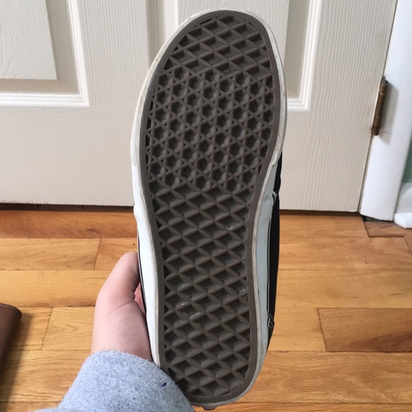 Vans - Picture 2 of 3